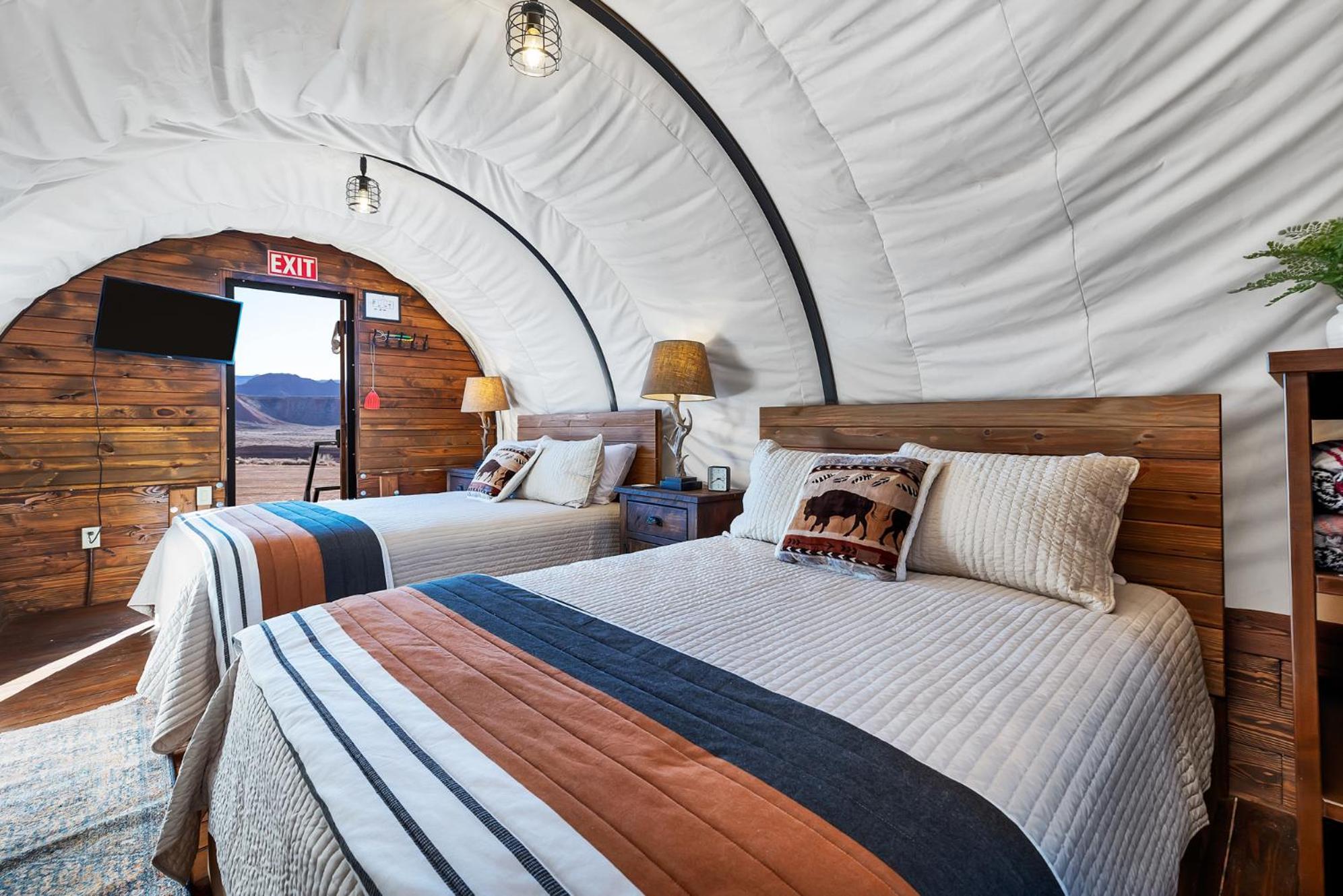 Zion White Bison Glamping & Rv Resort Virgin Eksteriør billede