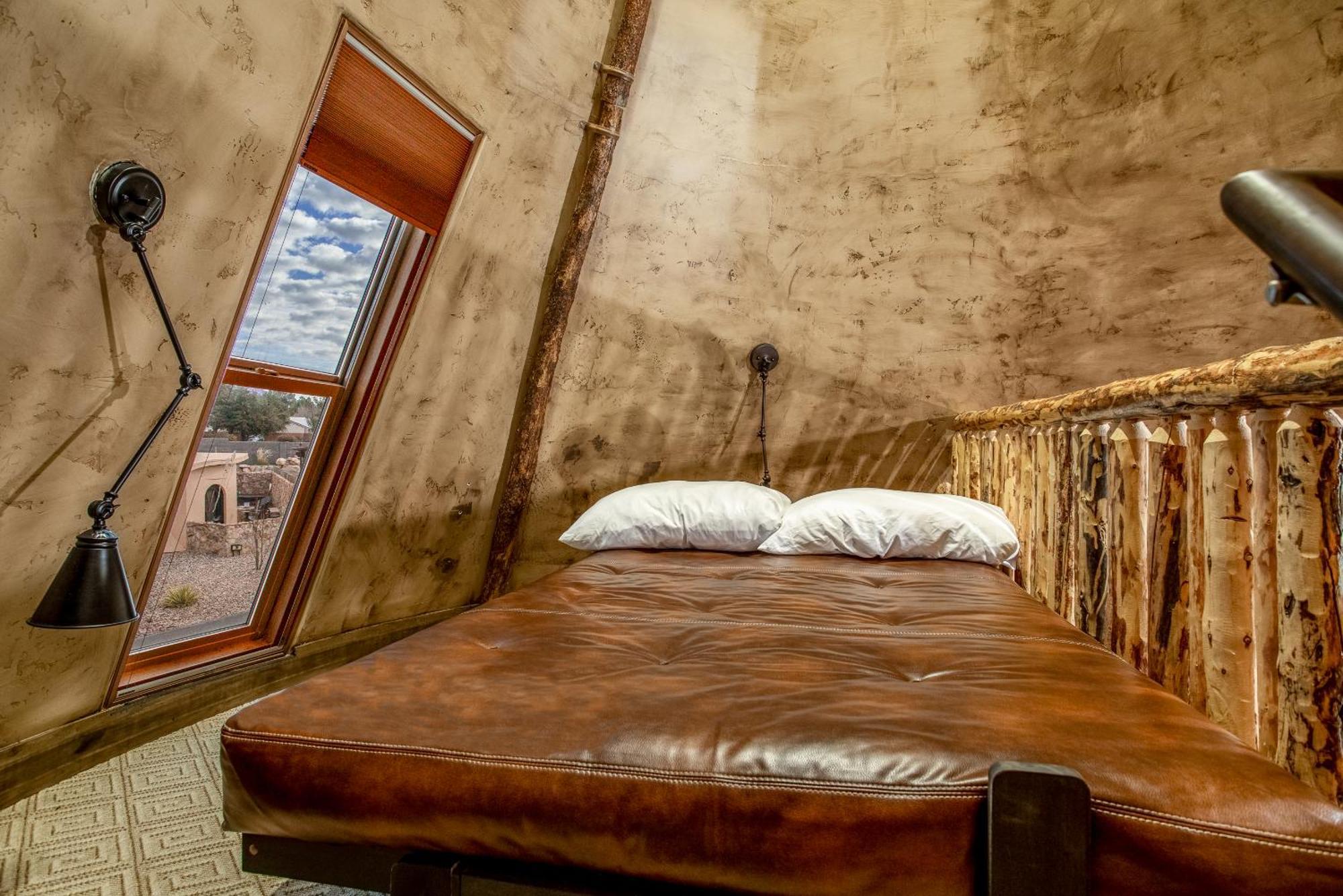 Zion White Bison Glamping & Rv Resort Virgin Eksteriør billede