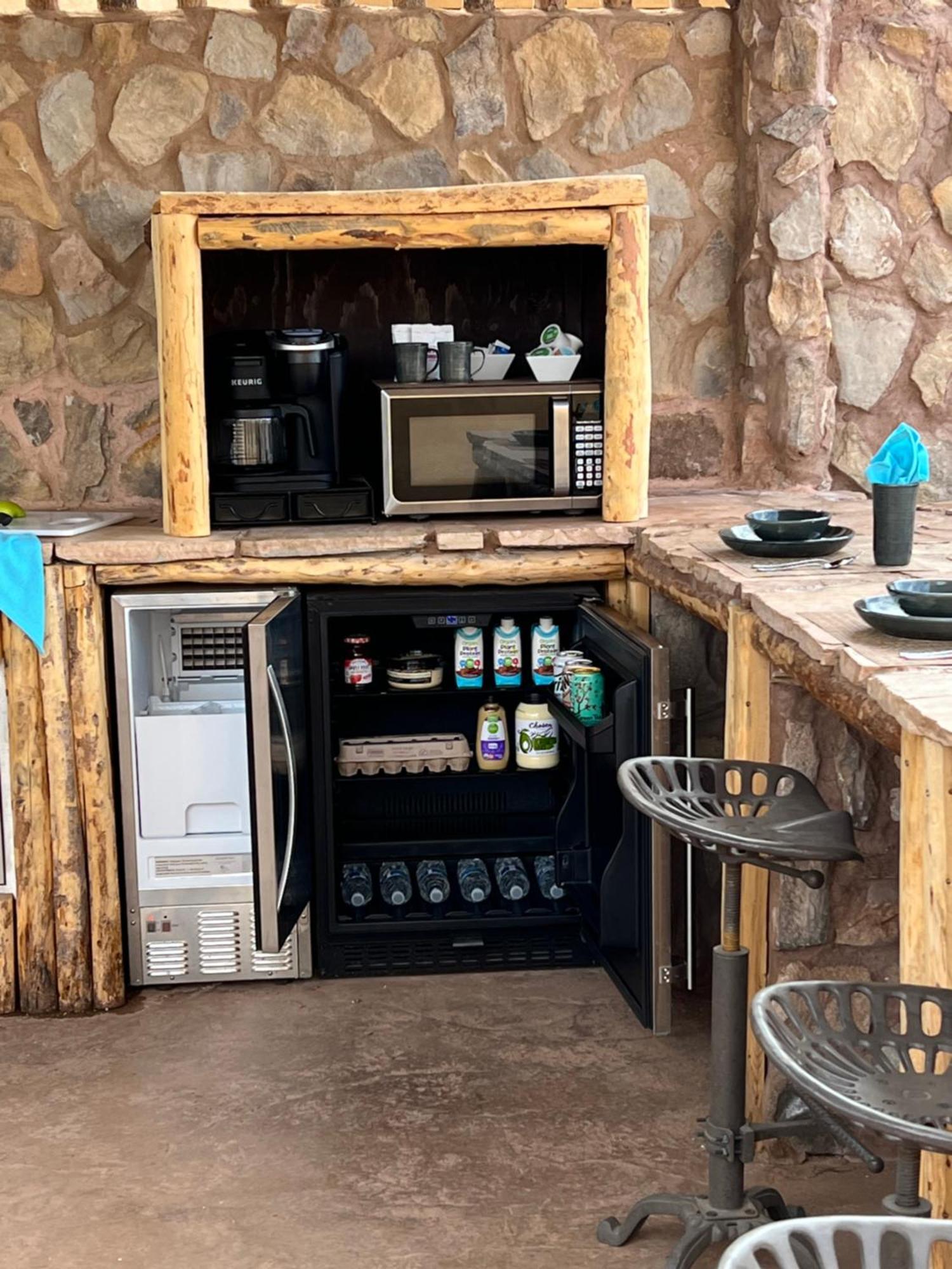 Zion White Bison Glamping & Rv Resort Virgin Eksteriør billede